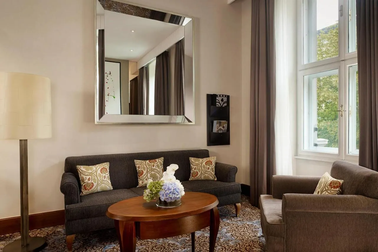 The Ritz-Carlton, Vienna Hotel 5*,