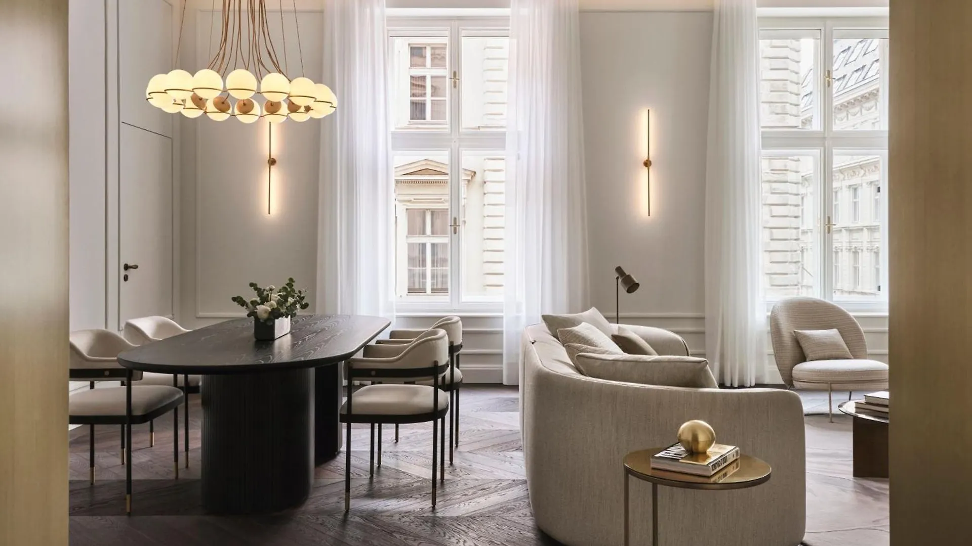 The Ritz-Carlton, Vienna Hotel